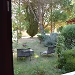 Logis De La Garenne Mortagne-sur-Gironde
