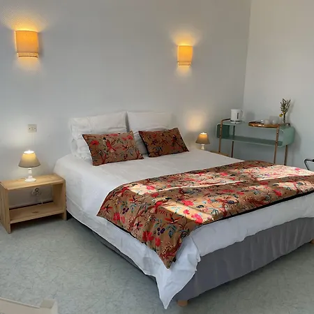 Logis De La Garenne *