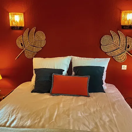 Logis De La Garenne Bed & Breakfast