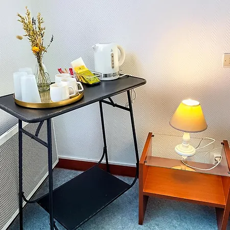 Logis De La Garenne Bed & Breakfast *
