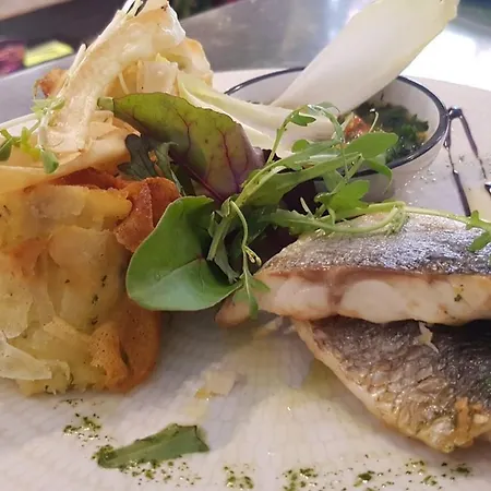 Domaine De La Gare M - Anciennement Logis De La Garenne Bed & Breakfast Mortagne-sur-Gironde