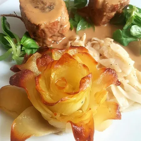 Domaine De La Gare M - Anciennement Logis De La Garenne Bed & Breakfast