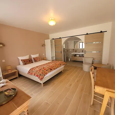 فندق مبيت وإفطار Logis De La Garenne