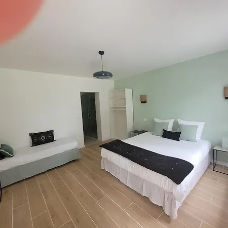 Logis De La Garenne فندق مبيت وإفطار Mortagne-sur-Gironde