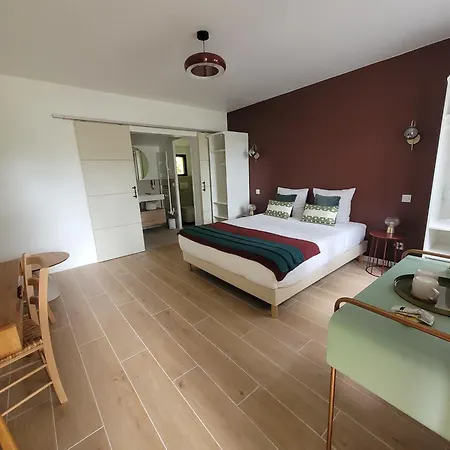 Bed & Breakfast Domaine De La Gare M - Anciennement Logis De La Garenne Mortagne-sur-Gironde