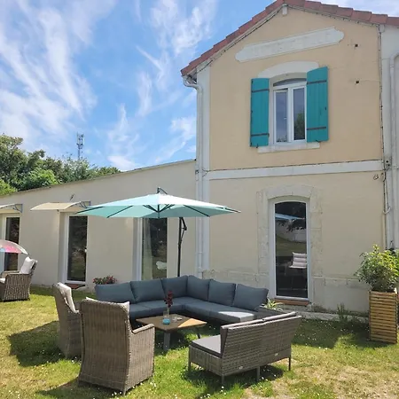 Domaine De La Gare M - Anciennement Logis De La Garenne 3*