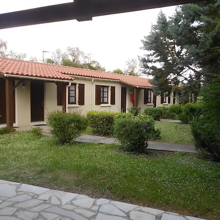 Domaine De La Gare M - Anciennement Logis De La Garenne Bed & Breakfast 3*